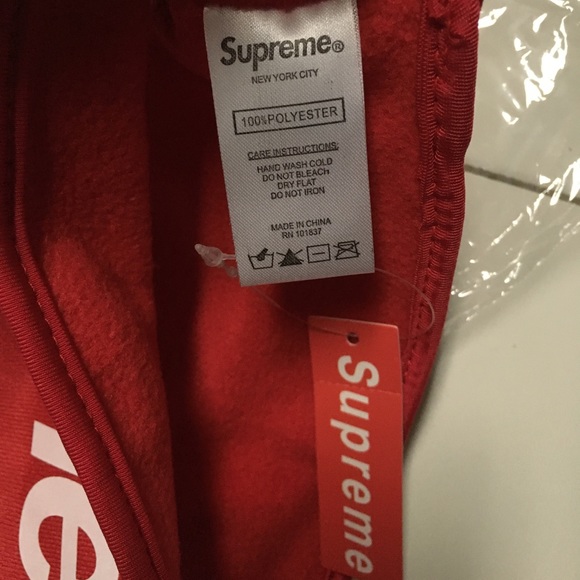 Black/Red Supreme Fleece Headbands! Send offers!!! - Picture 2 of 3
